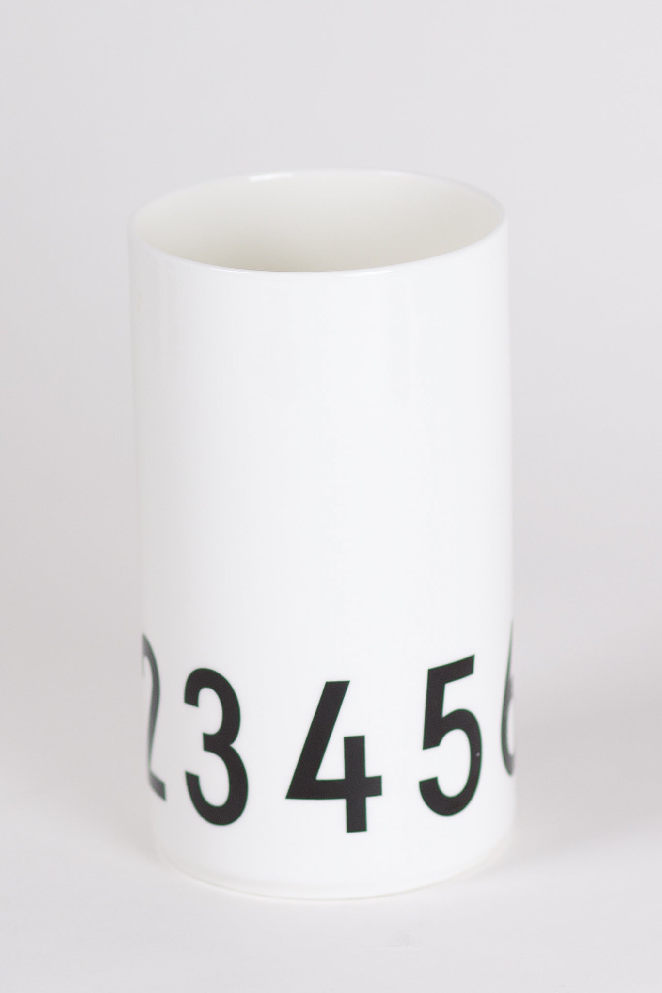 Porcelánová váza Arne Jacobsen Design Letters