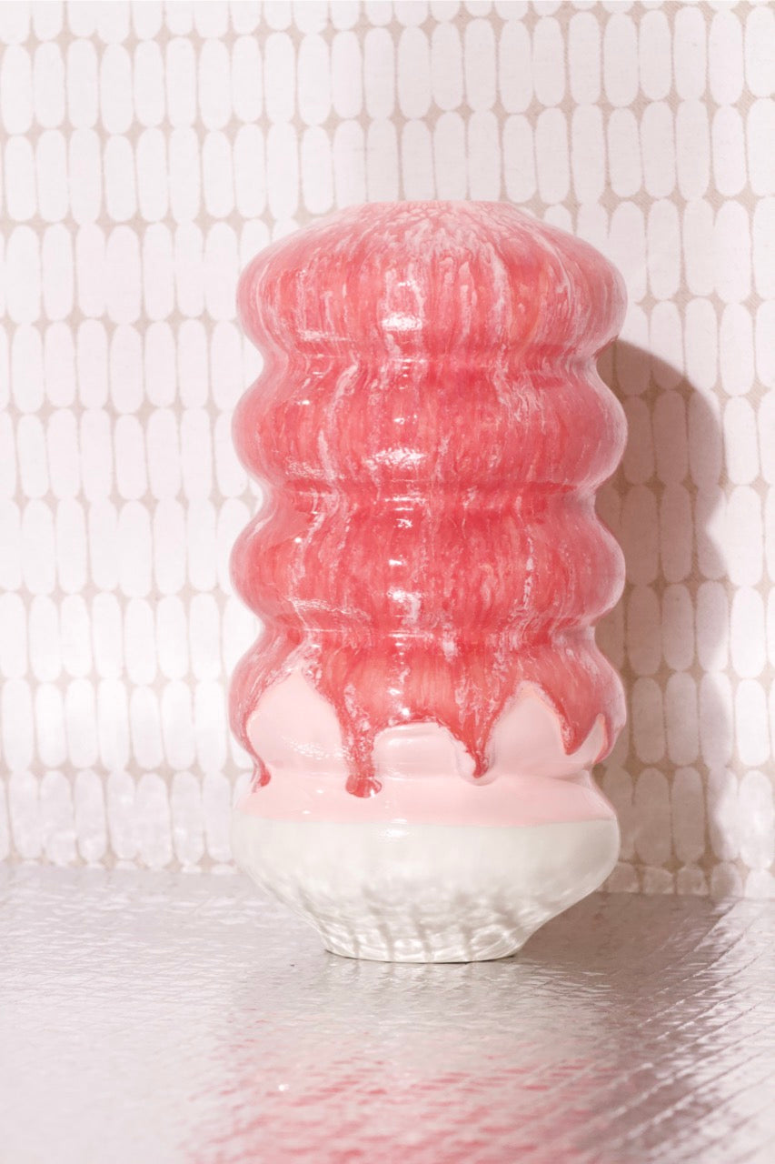 Růžová porcelánová váza Hana Large by Studio Arhoj