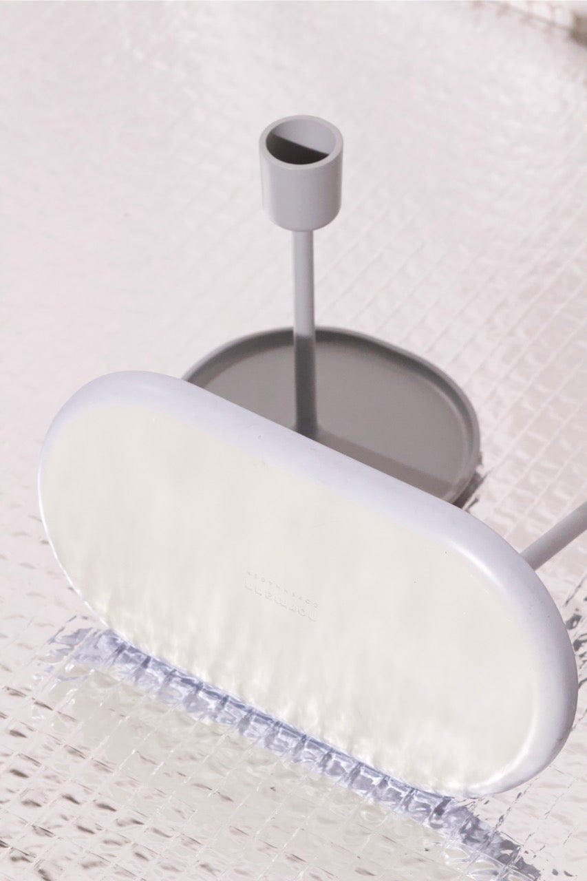 Kovový svícen Folk Normann Copenhagen