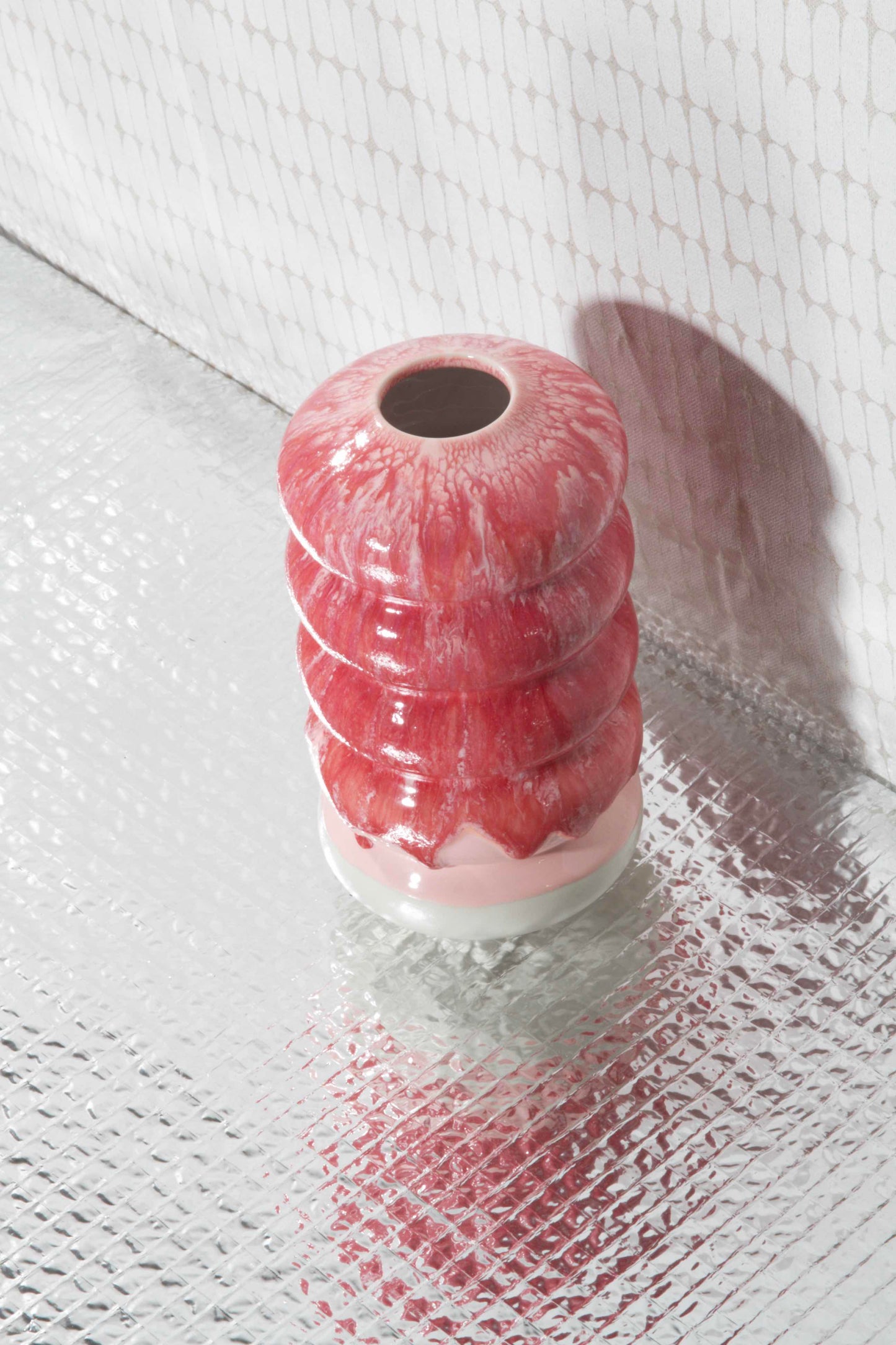 Růžová porcelánová váza Hana Large by Studio Arhoj