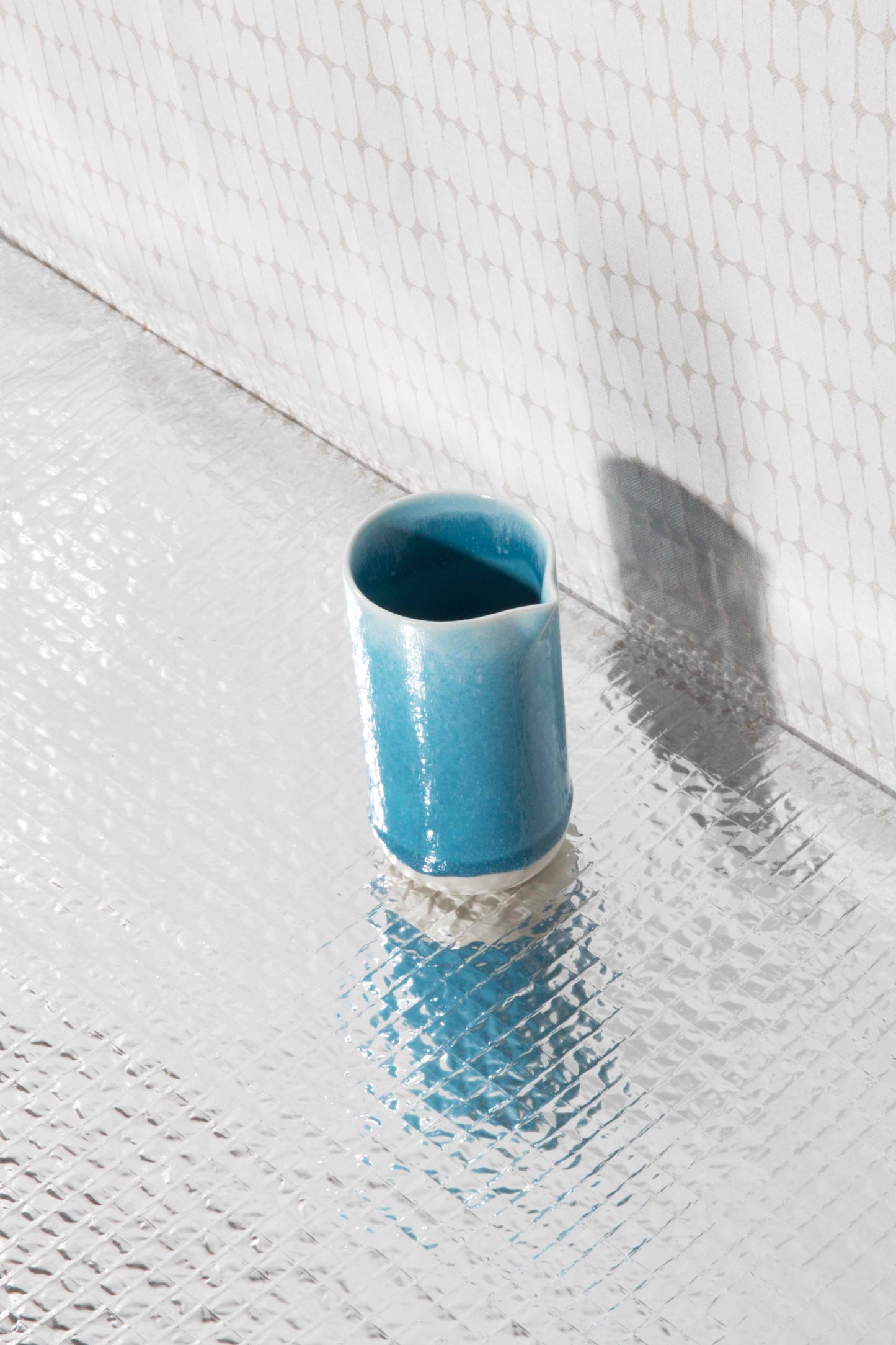 Multifunkční porcelánová nádoba Splash Jar by Studio Arhoj