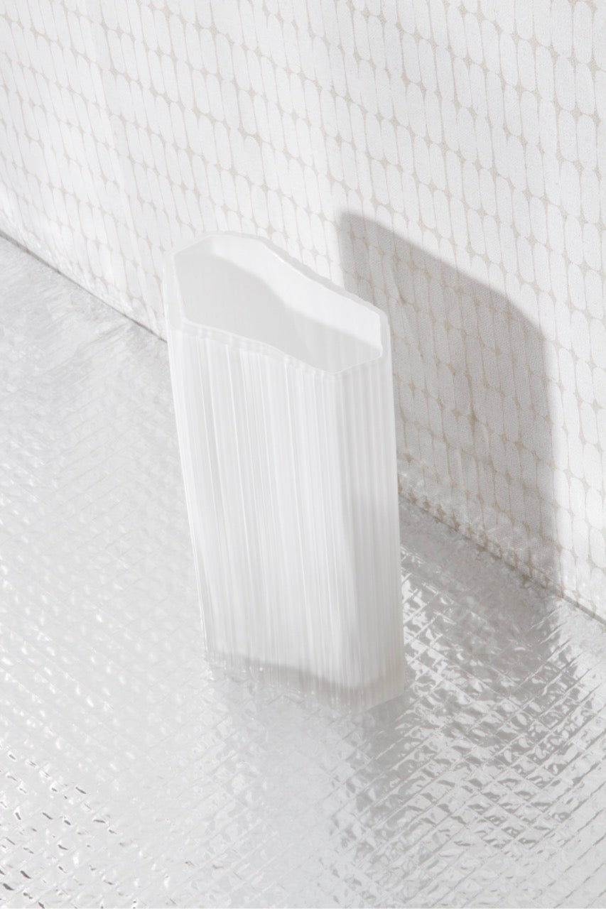 Bílá váza Tapio Wirkkala 2781 for Iittala