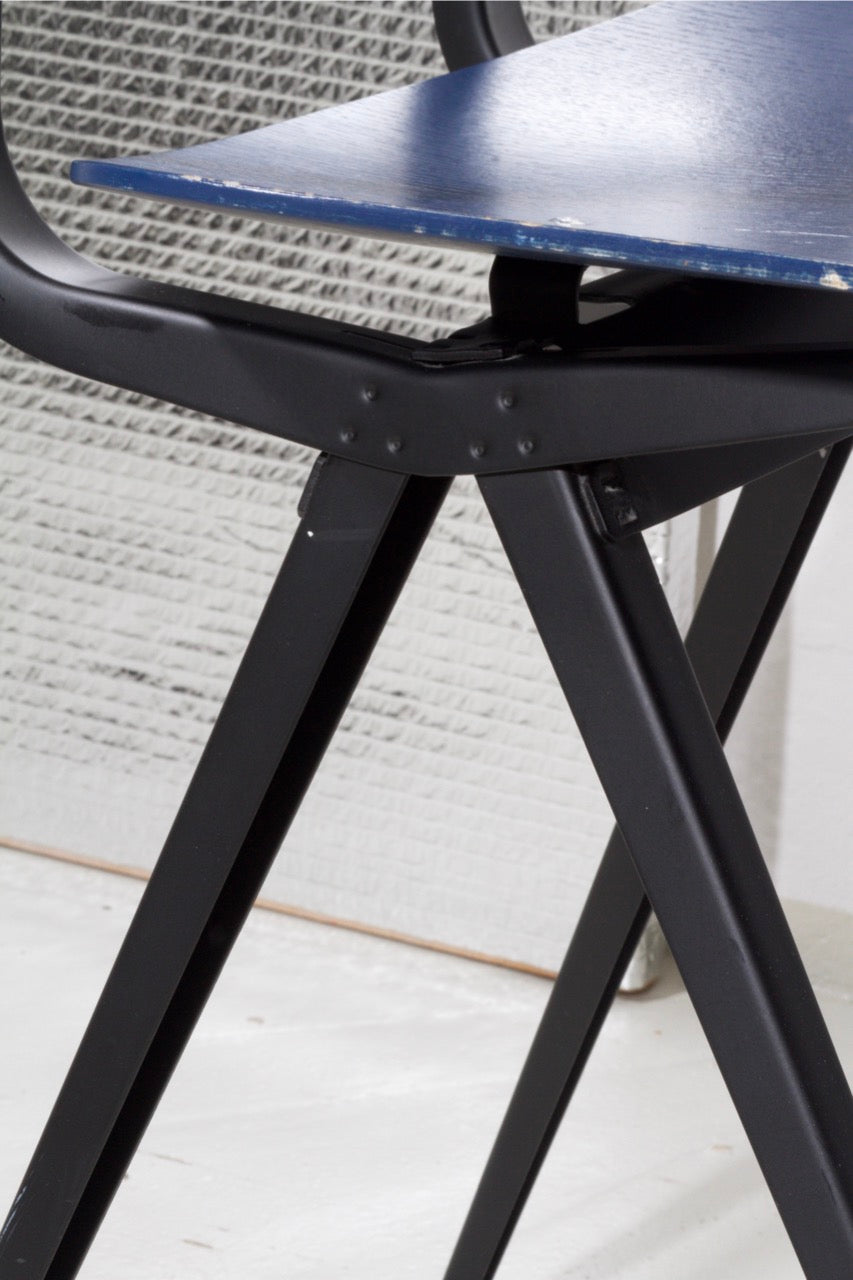 Židle HAY Result Chair by Friso Kramer