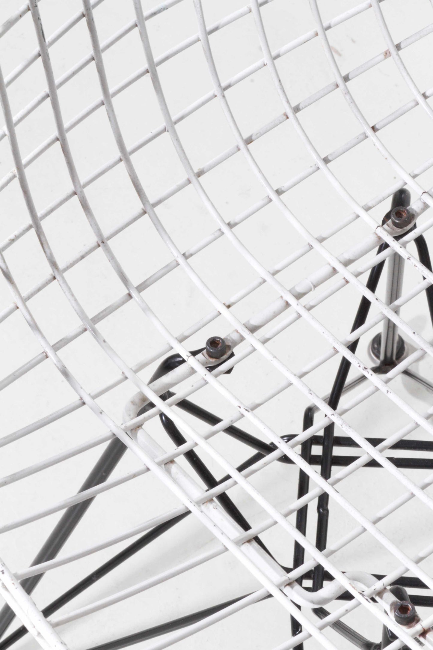 Herman Miller Eames Wire Chair DKR-2