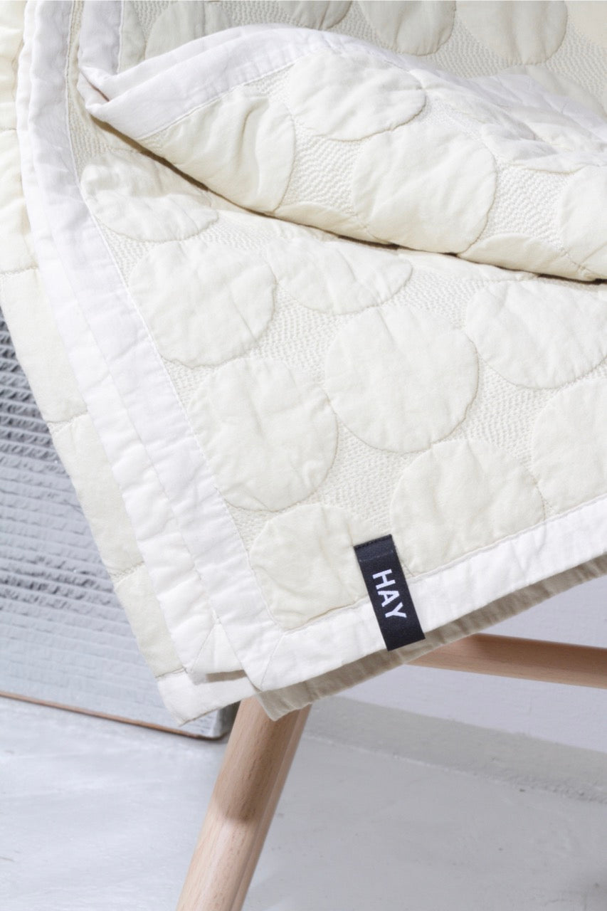 Prošívaný přehoz HAY MegaDot Quilt