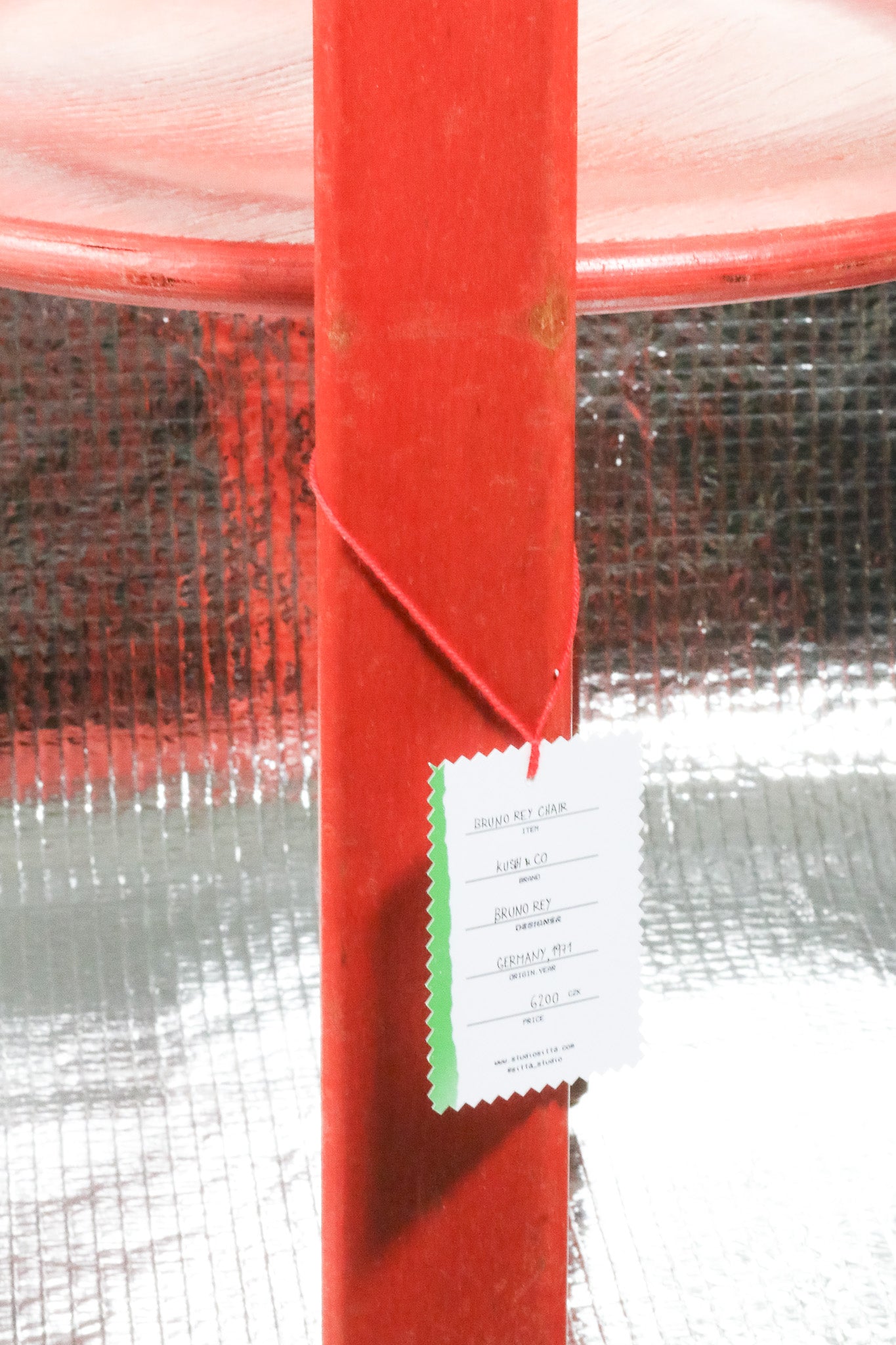 Červená židle Rey Kusch&Co by Bruno Rey