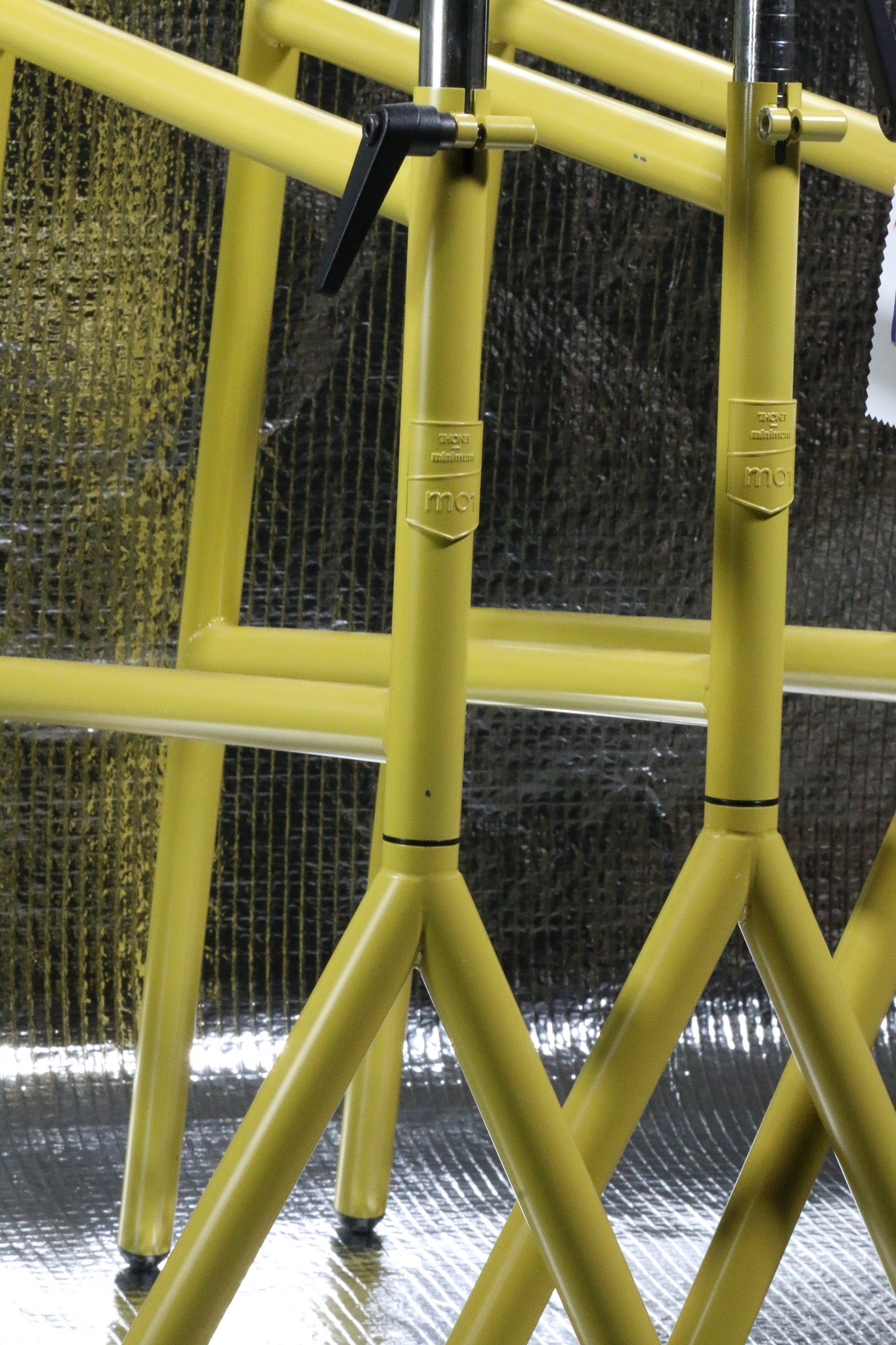 Stolní podnože Thonet M01 by Mark Braun