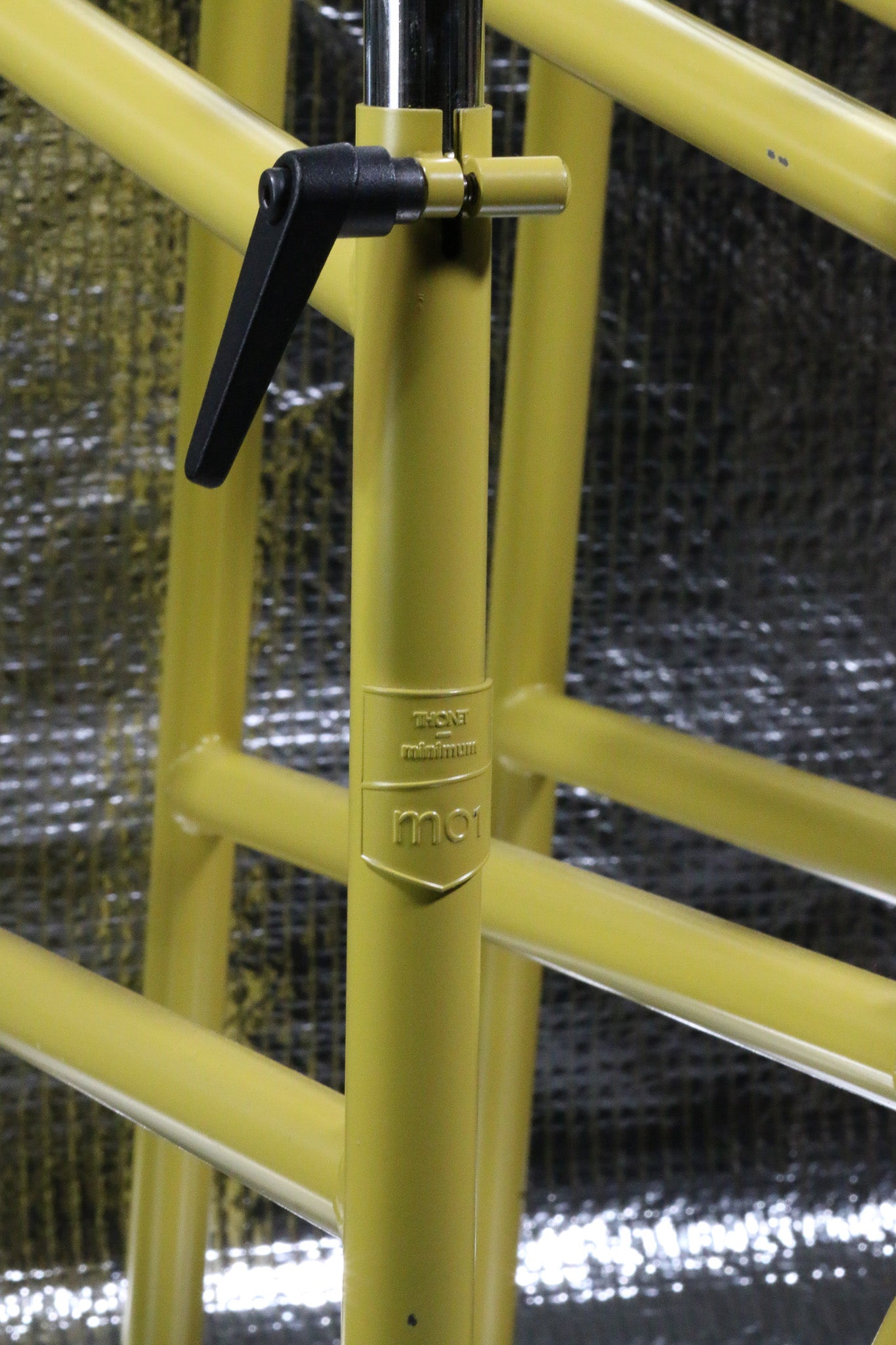 Stolní podnože Thonet M01 by Mark Braun