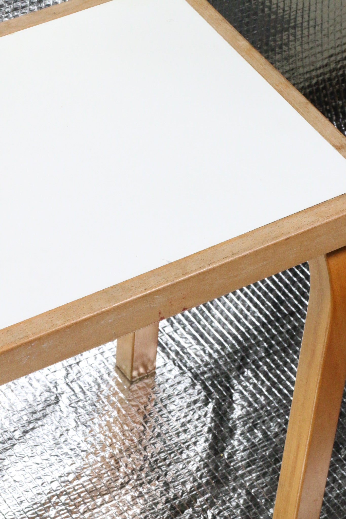 Odkládací stolek Magnus Olesen