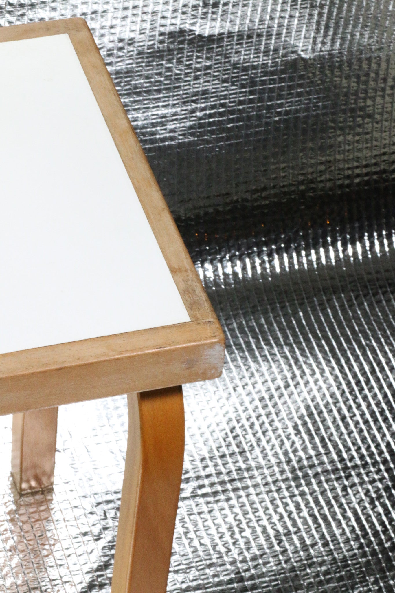 Odkládací stolek Magnus Olesen