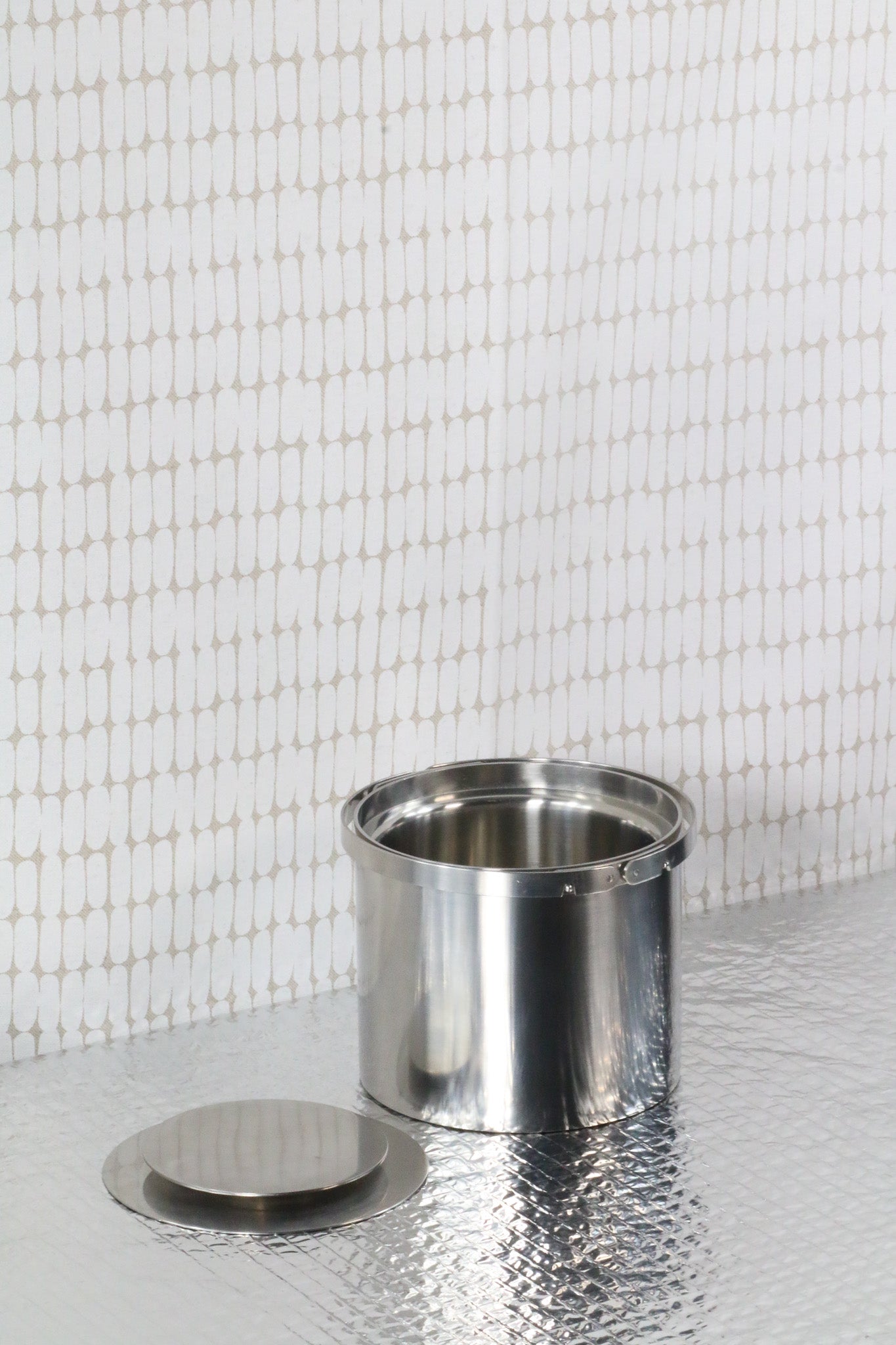 Nerezová nádoba Stelton Cylinda by Arne Jacobsen