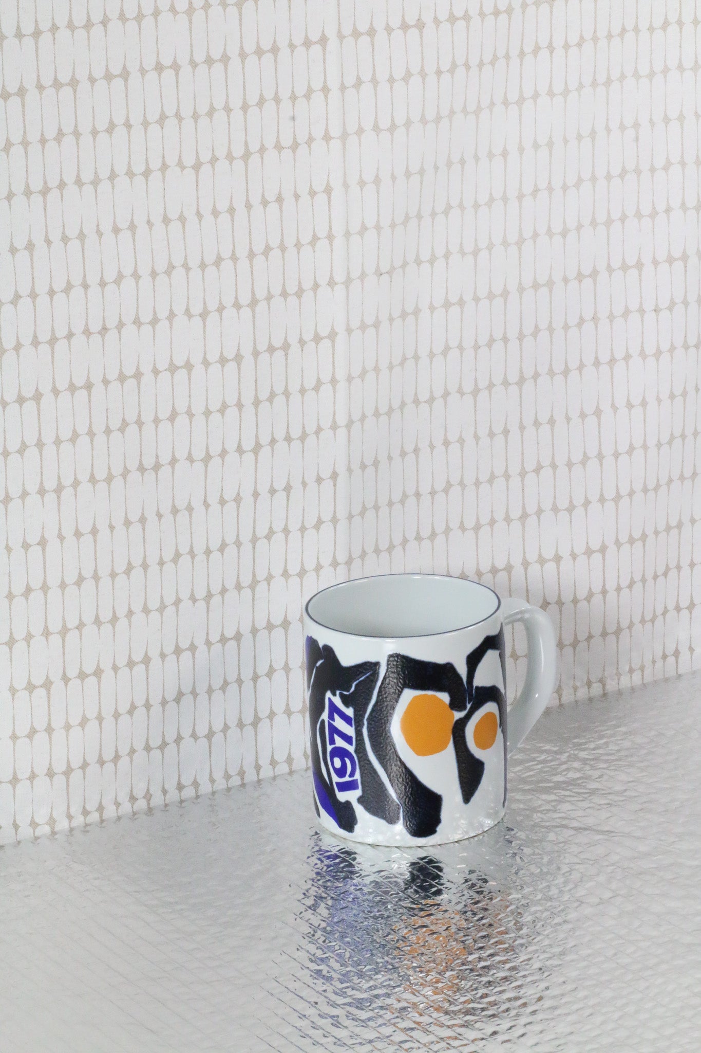 Výroční hrnek Royal Copenhagen 1977