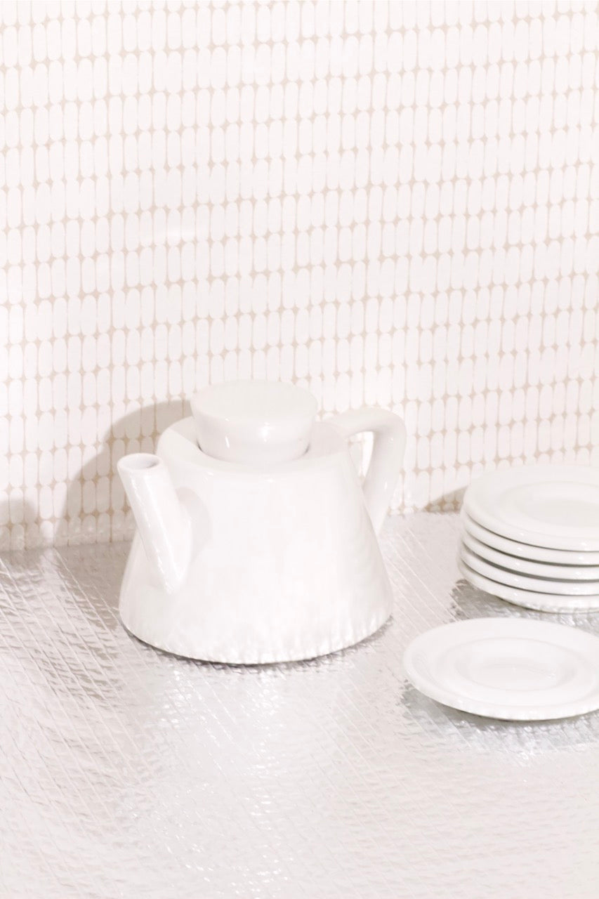 Bílá konvice Värme vintage IKEA