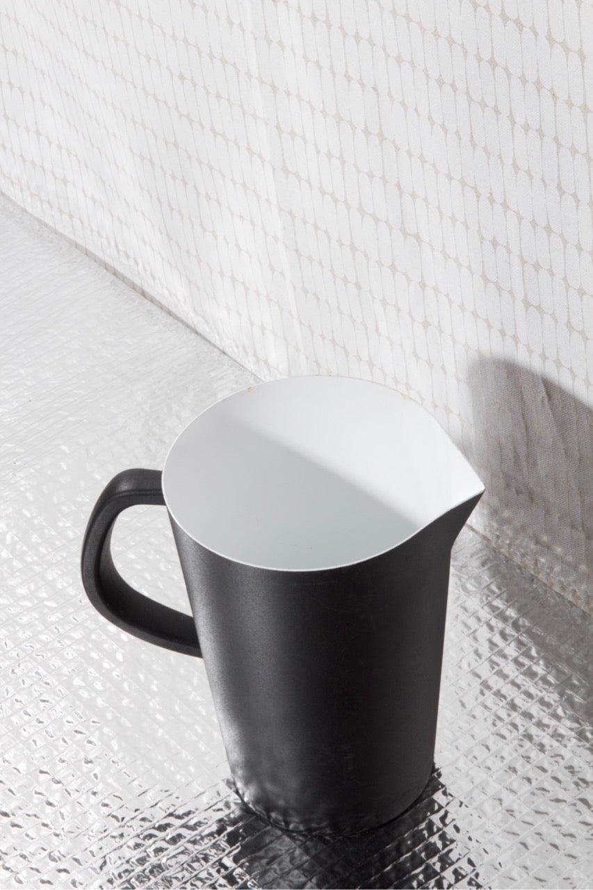 Vintage kovový džbán Krenit Normann Copenhagen by Herbert Krenchel