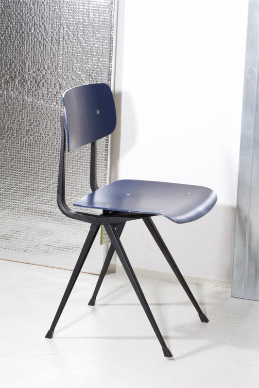 Židle HAY Result Chair by Friso Kramer