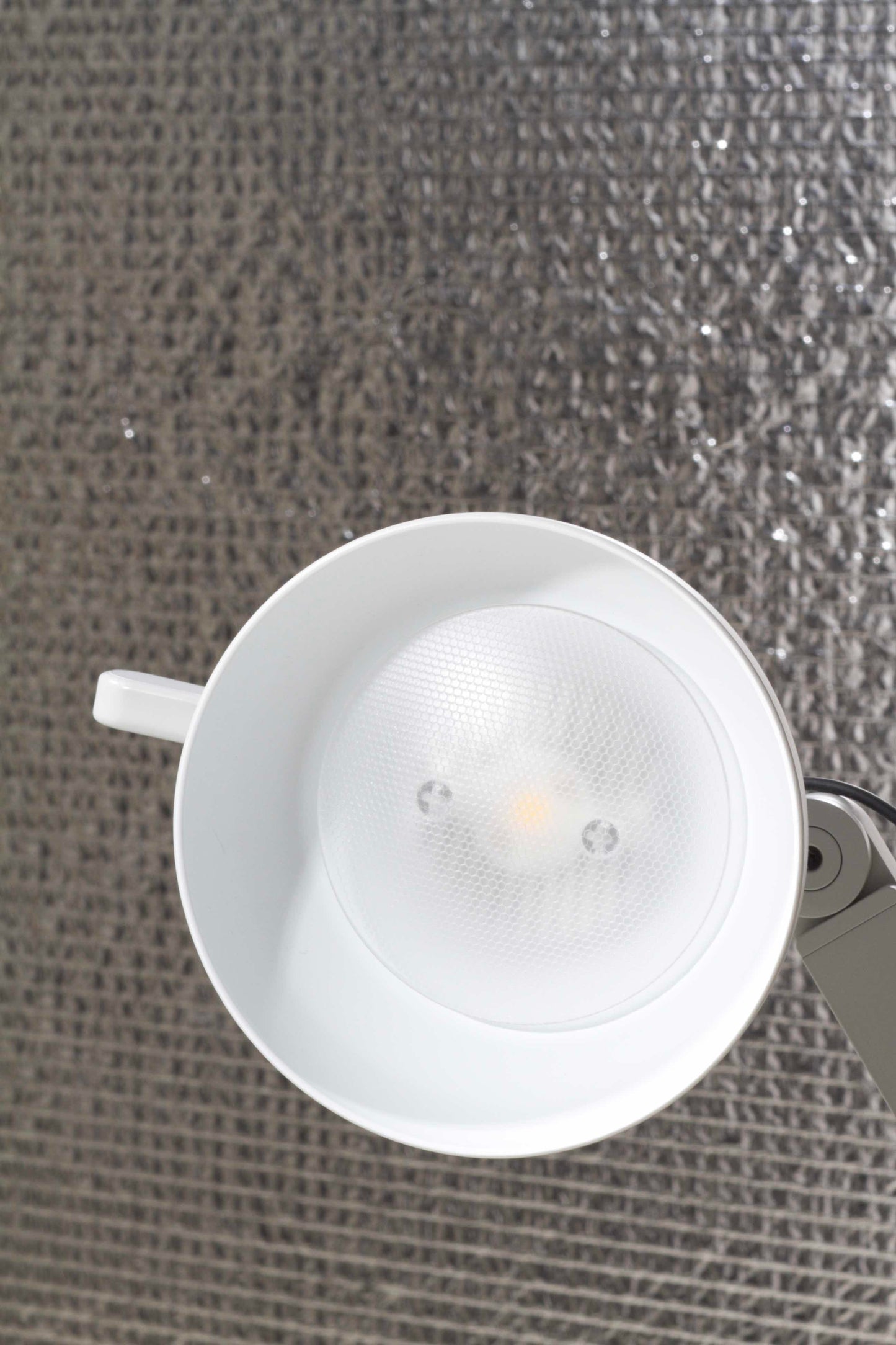 Šedá lampa Hay Pc Single Arm