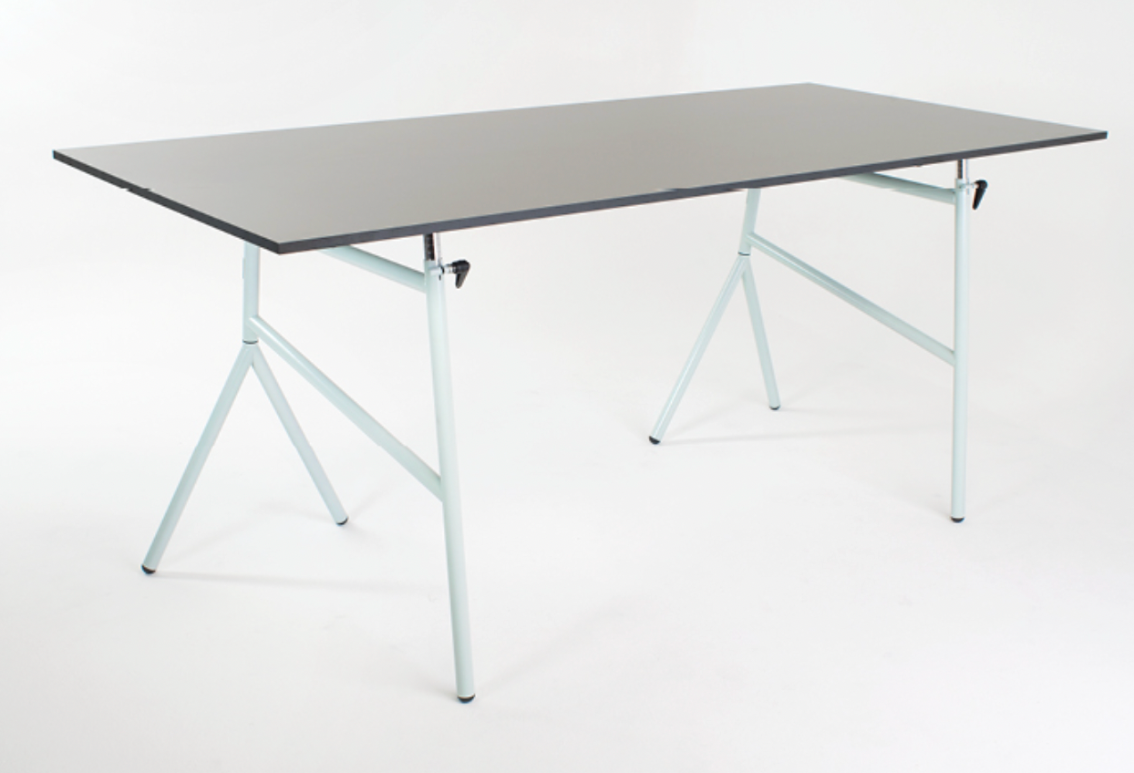 Stolní podnože Thonet M01 by Mark Braun for minimum